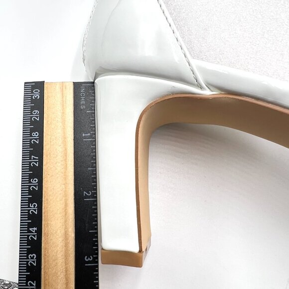 Chinese Laundry Womens Size 9.5 Yara White Patent Heels‎ Dress Sandals Shoes New - Picture 12 of 14